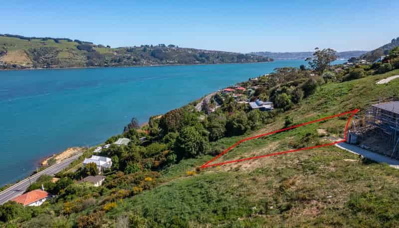 14 Camden Grove, Maia