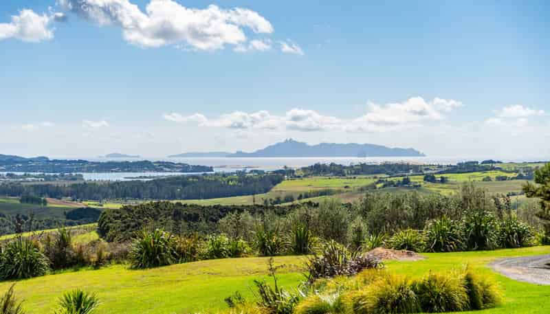 202e Cames Road, Mangawhai