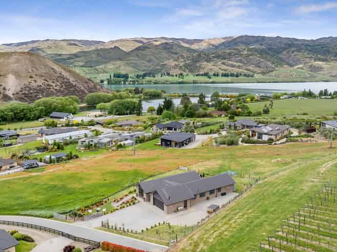 9 Lowburn Terrace, Cromwell