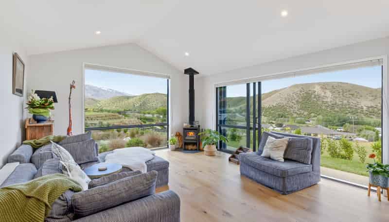 9 Lowburn Terrace, Cromwell