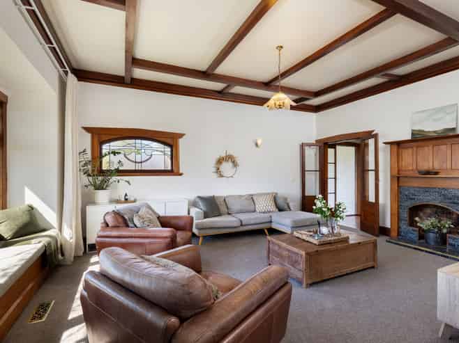 14 Hunter Avenue, Richmond