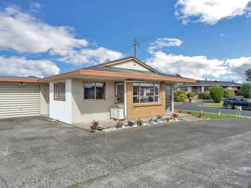 17 Edgewater Parade, Waiuku