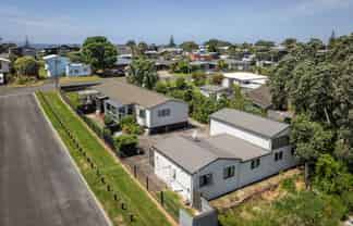 10 Hillview Road, Waihi Beach