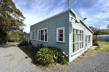 2262 Papatowai Highway, OWAKA