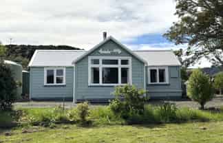 2262 Papatowai Highway, OWAKA