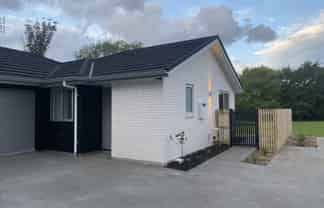 8/36 Herbert Road, Queenwood