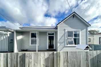 79 Bell Street, Whanganui Central