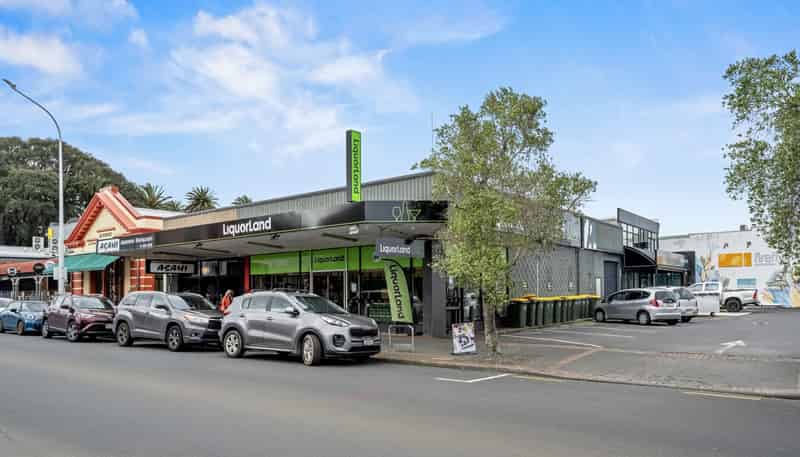 9-11 Clarence Street, Devonport