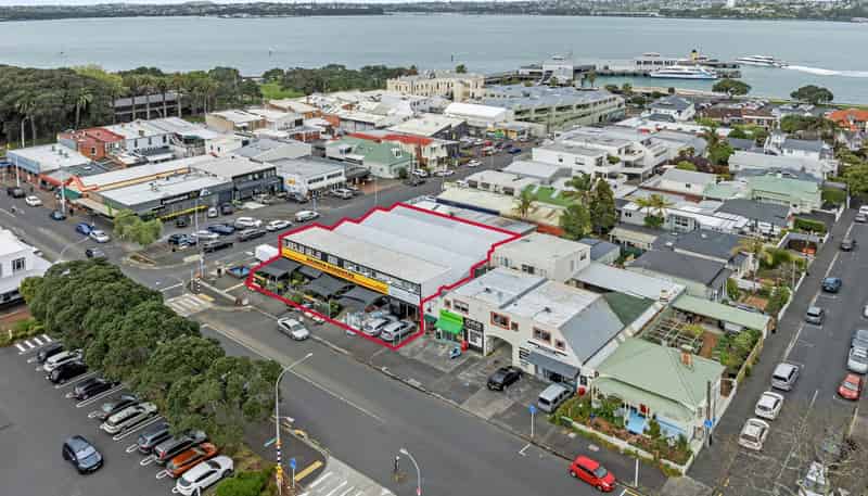 15-17 Clarence Street, Devonport