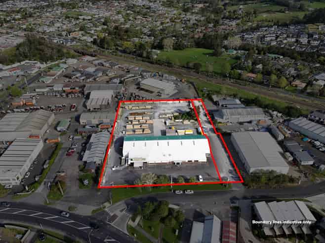 LARGE WEST AUCKLAND INDUSTRIAL YARD
