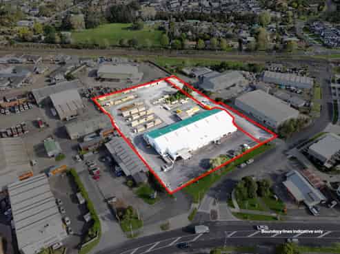 LARGE WEST AUCKLAND INDUSTRIAL YARD
