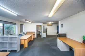 Industrial unit - ideal for owner-occupiers