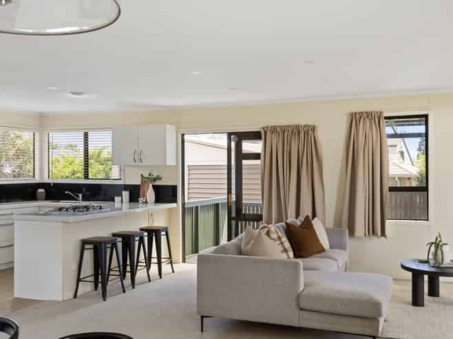 51 Gilbass Avenue, Hamilton Lake