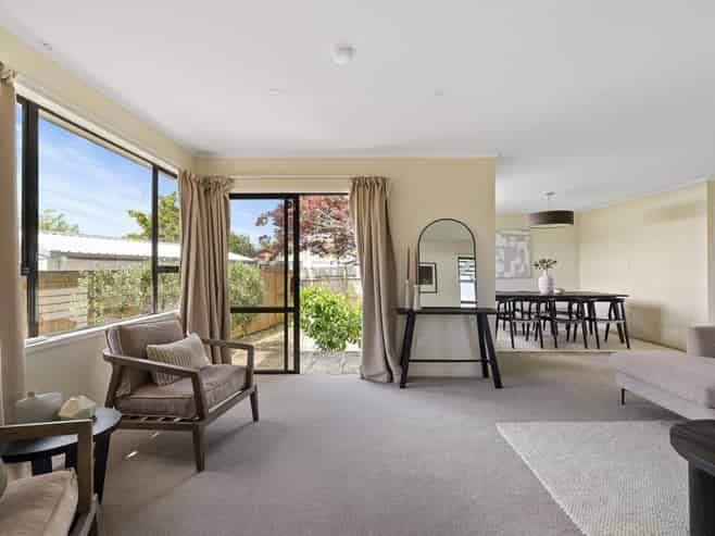 51 Gilbass Avenue, Hamilton Lake