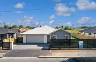 243 Racecourse Road, Allenton