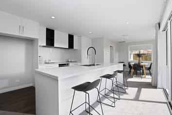 243 Racecourse Road, Allenton