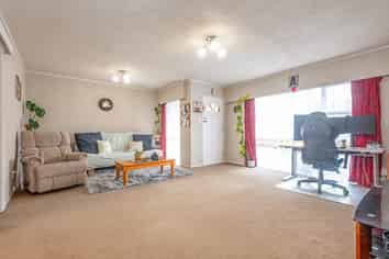 12 Cecil Place, Cloverlea