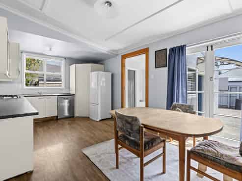 410 Grays Road, Saint Leonards