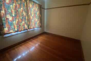 52 Queen Street, Balfour