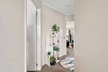 8/8 Village Place, Tuakau