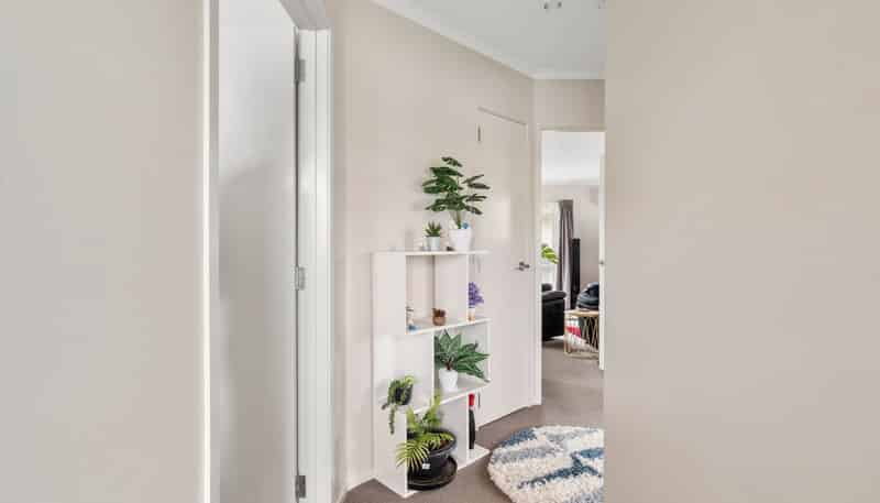 8/8 Village Place, Tuakau