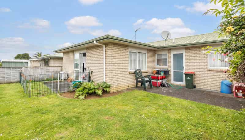 8/8 Village Place, Tuakau