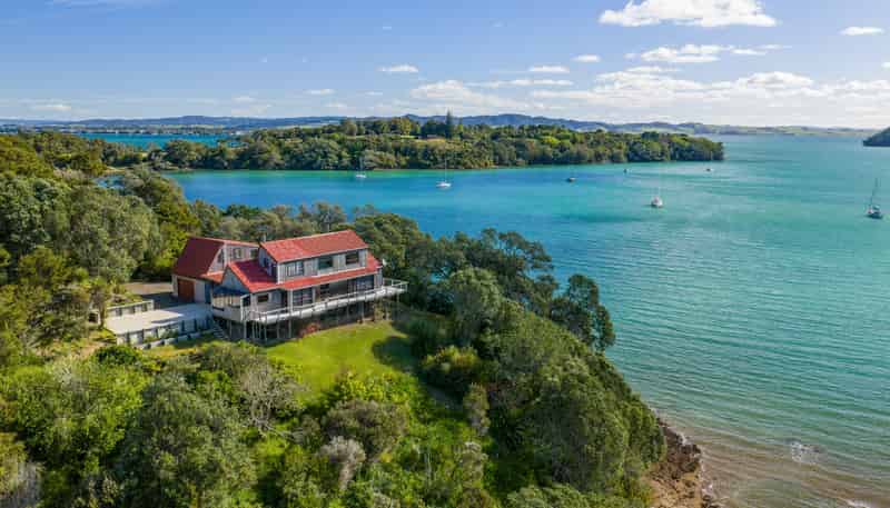 230 Nook Road, Parua Bay