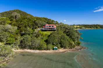 230 Nook Road, Parua Bay