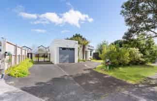 11 Fathom Place, Te Atatu Peninsula