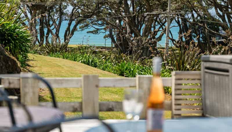 143 Oakura Road, Oakura