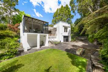 21 Kopiko Road, Titirangi