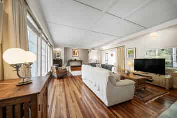 21 Kopiko Road, Titirangi