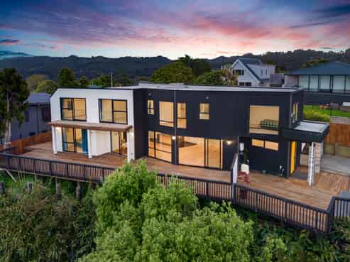 645 South Titirangi Road, Titirangi