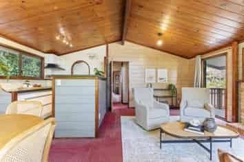 23 Ambury Place, Merrilands