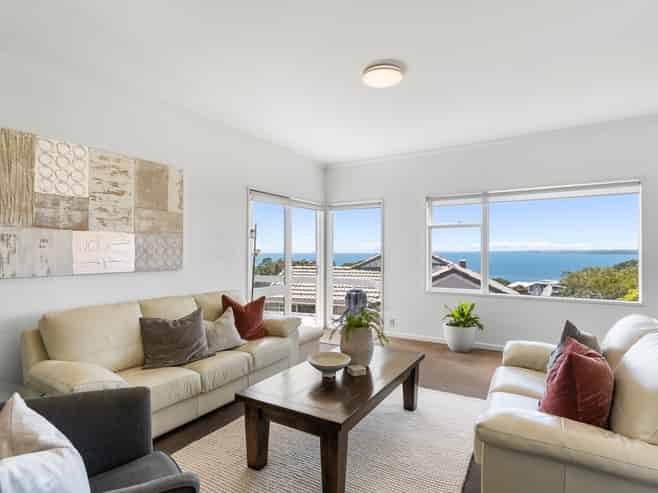 1/1 Eastcliffe Road, Castor Bay