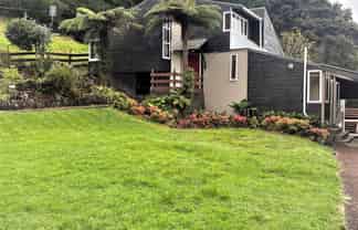 10 Jays Road, Titirangi