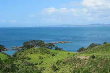 Lot 1/106 South Pacific Road, Rakino Island