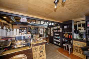 Freehold investment gem