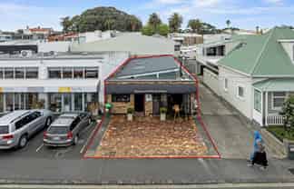 Freehold investment gem