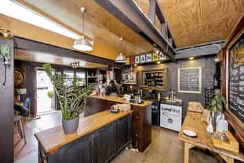 Freehold investment gem