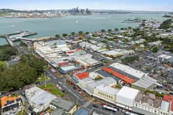 Freehold investment gem