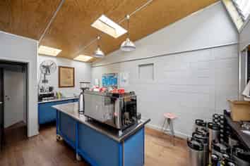 Freehold investment gem