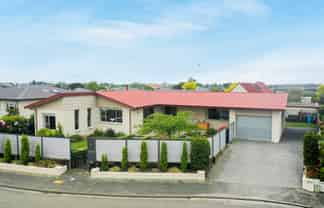 4 Oak Place, Gleniti