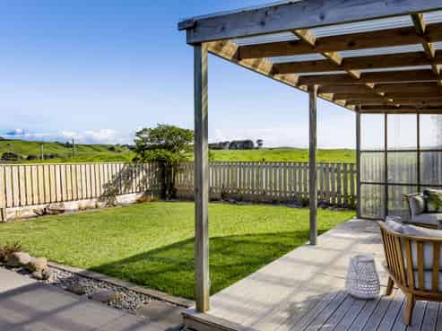 8A Hira Street, Ohawe