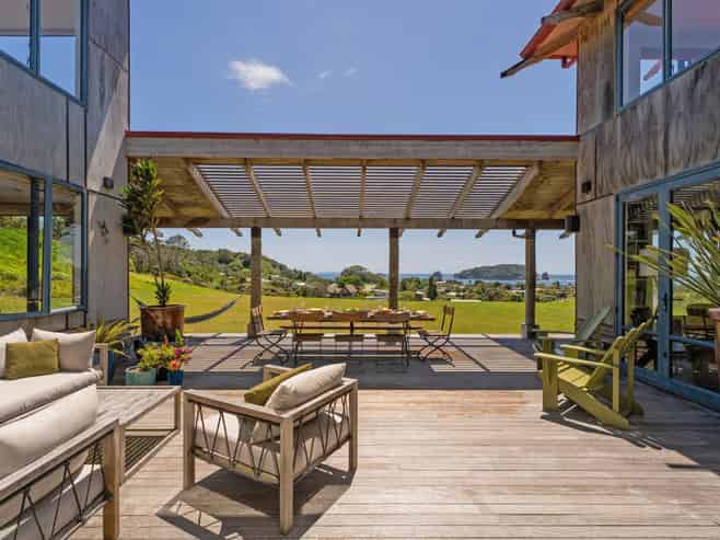 92 Hahei Beach Road, Hahei