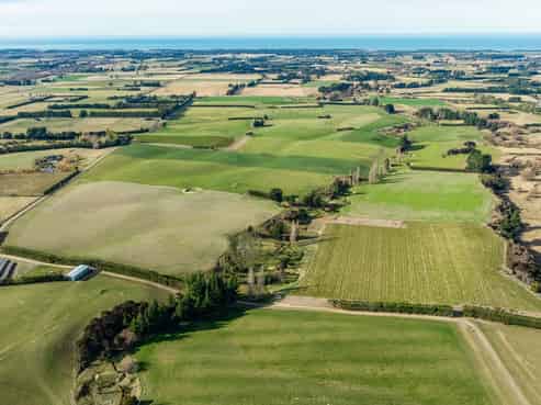 897 Marshmans Road, Sefton