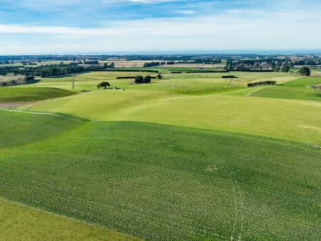 897 Marshmans Road, Sefton