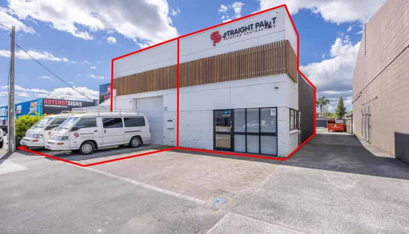 13 (A-B) Lake Road, Frankton