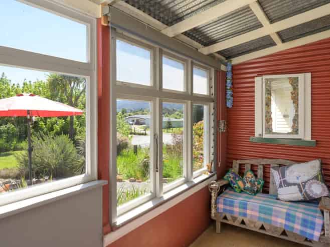 28 Grey Street, Murchison