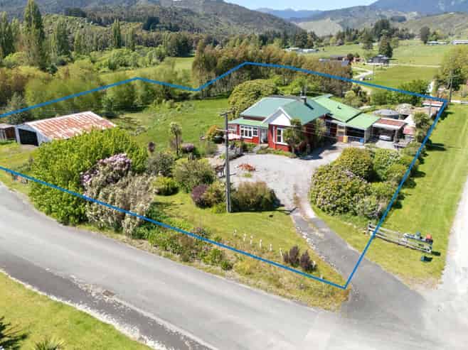 28 Grey Street, Murchison